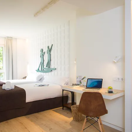 Casual De Olas Hotel