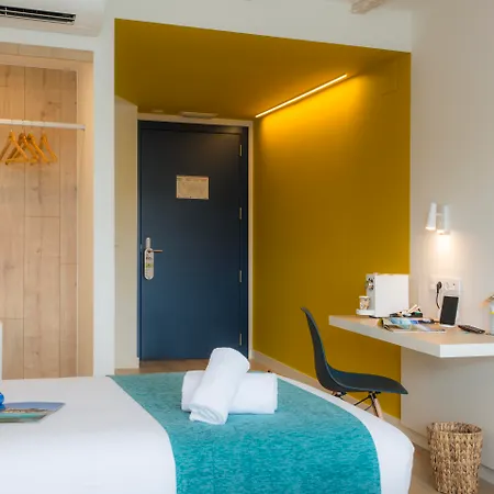 Hotel Casual De Olas 2*