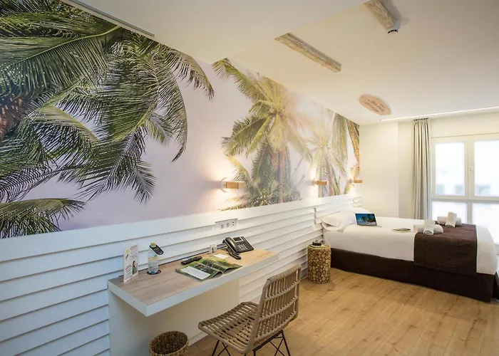 Casual De Olas 酒店 2*