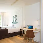 Casual De Olas Hotel
